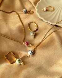 Porcelain Pearl Necklace - thumbnail 1