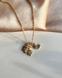Zodiac Star Moon Necklace - thumbnail 4