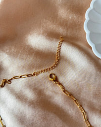 Pearl Shell Mother-of-Pearl Heart Paperclip Necklace - thumbnail 4