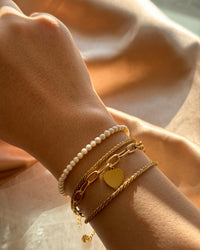 Minimalist Pearl Bracelet - thumbnail 2
