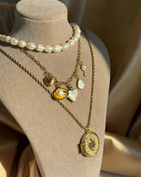 Pearl Shell Mother-of-Pearl Heart Paperclip Necklace - thumbnail 3