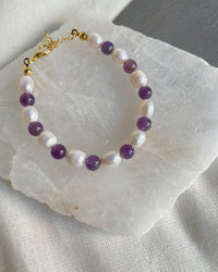 Amethyst Pearl Bracelet - thumbnail 1