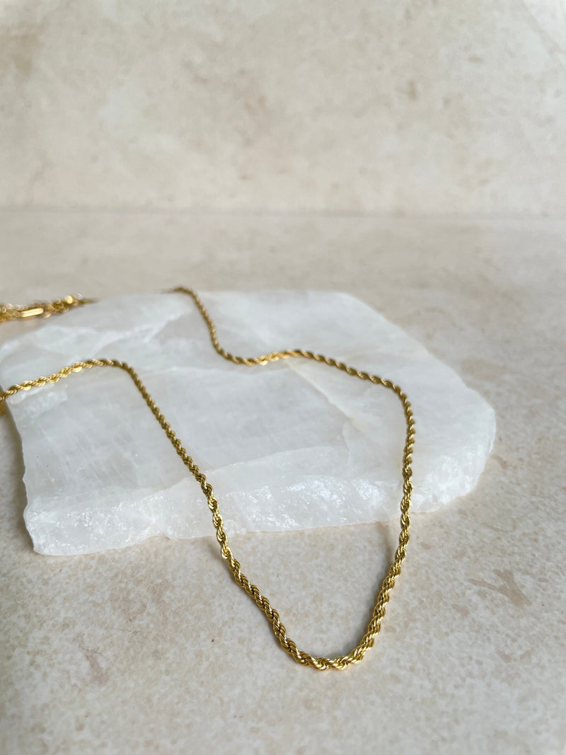 Twisted Chain Necklace
