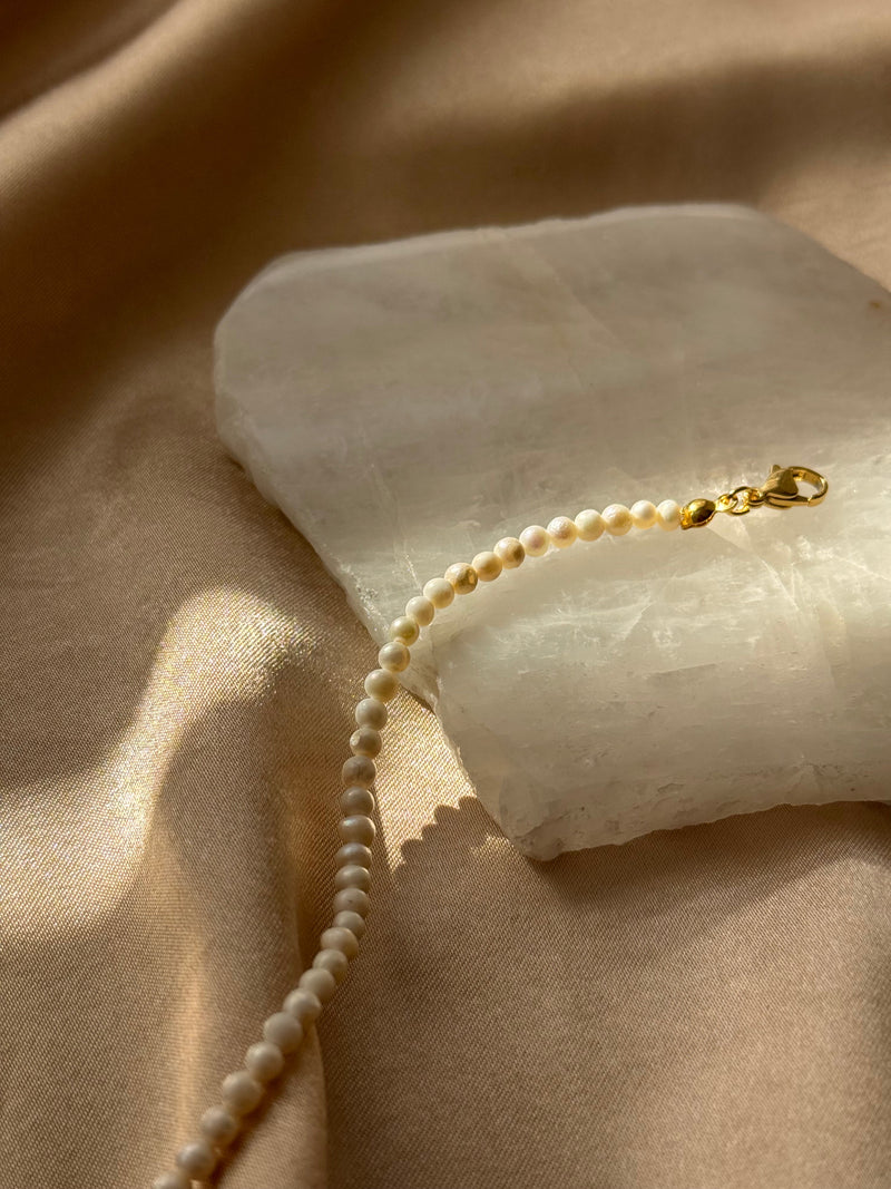 Minimalist Pearl Bracelet