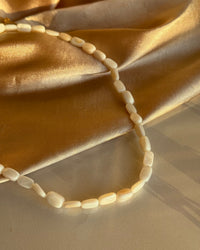 Mother-of-Pearl Baguette Necklace - thumbnail 4