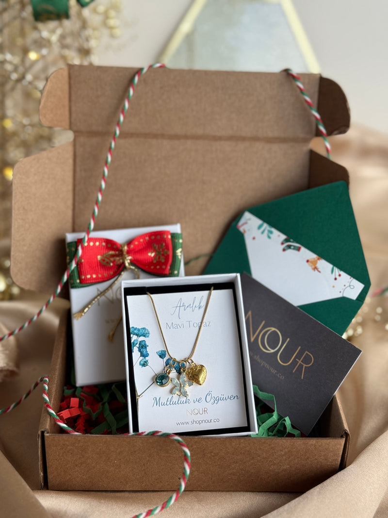 December Necklace
