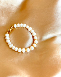 Pearl Bracelet with Gold Details - thumbnail 3