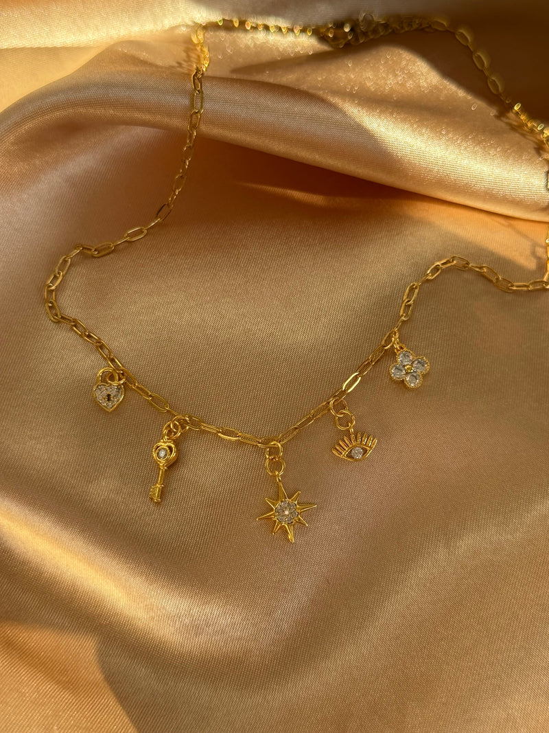 Minimal Charm Necklace