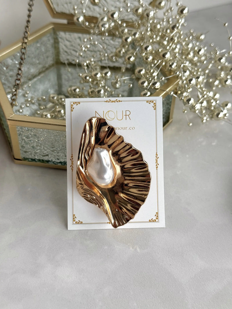 Pearl Seashell Brooch