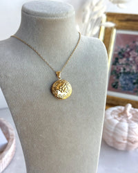 Vintage Floral Locket - thumbnail 2