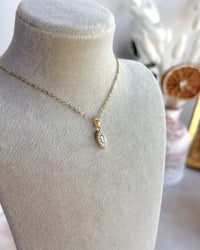 Minimal Oval Stone Necklace - thumbnail 1