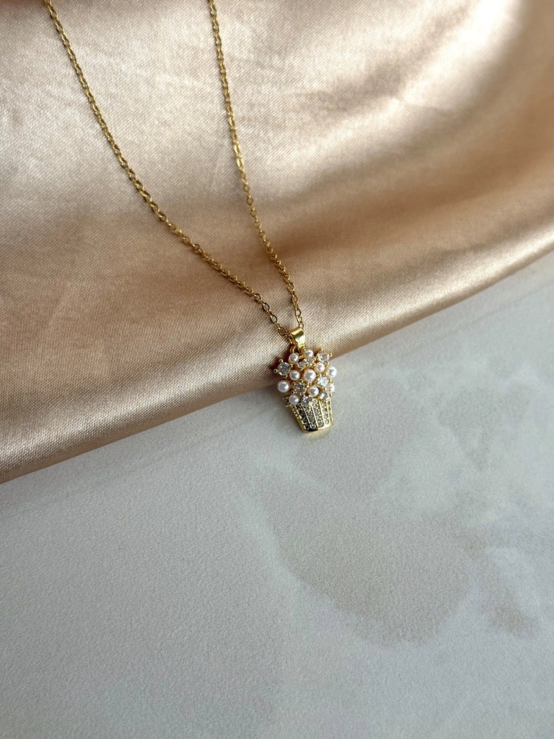 Pearl Basket Necklace