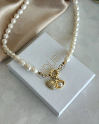 Pearl Seashell Necklace - thumbnail 1