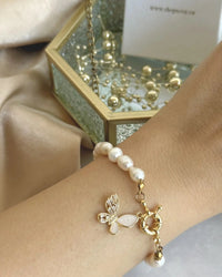 Mother-of-Pearl Butterfly Pearl Bracelet - thumbnail 3