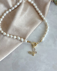Mother-of-Pearl Butterfly Pearl Necklace - thumbnail 4
