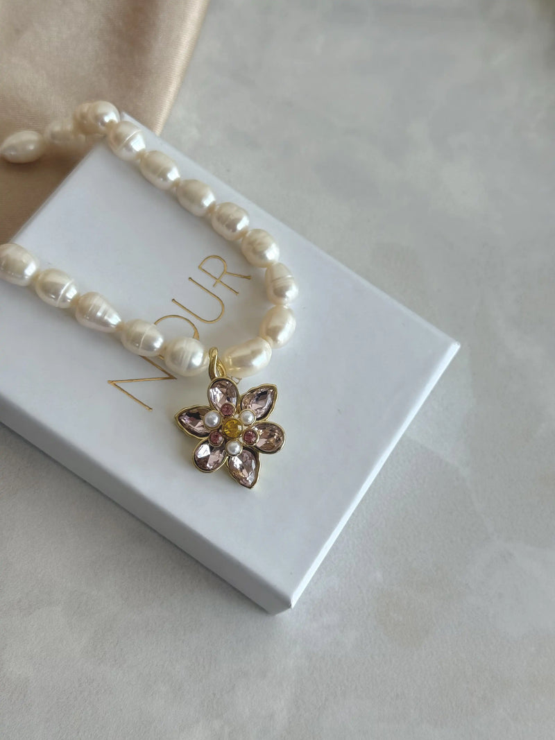 Pink Pearl Flower Necklace