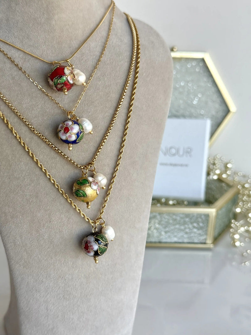 Antique Pearl Bead Necklace