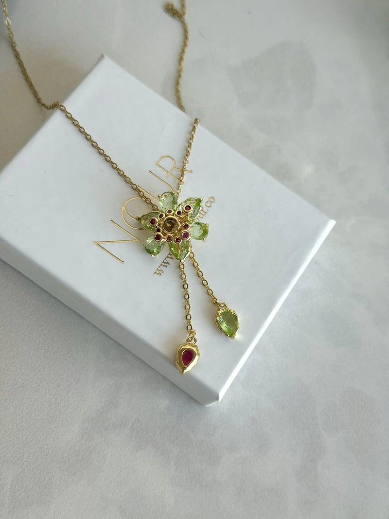 Flower Dangle Necklace Bella Series