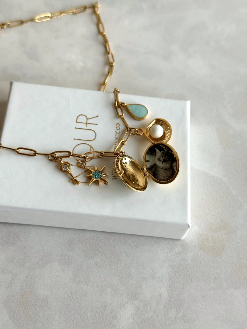 Green Star Charm Locket Necklace