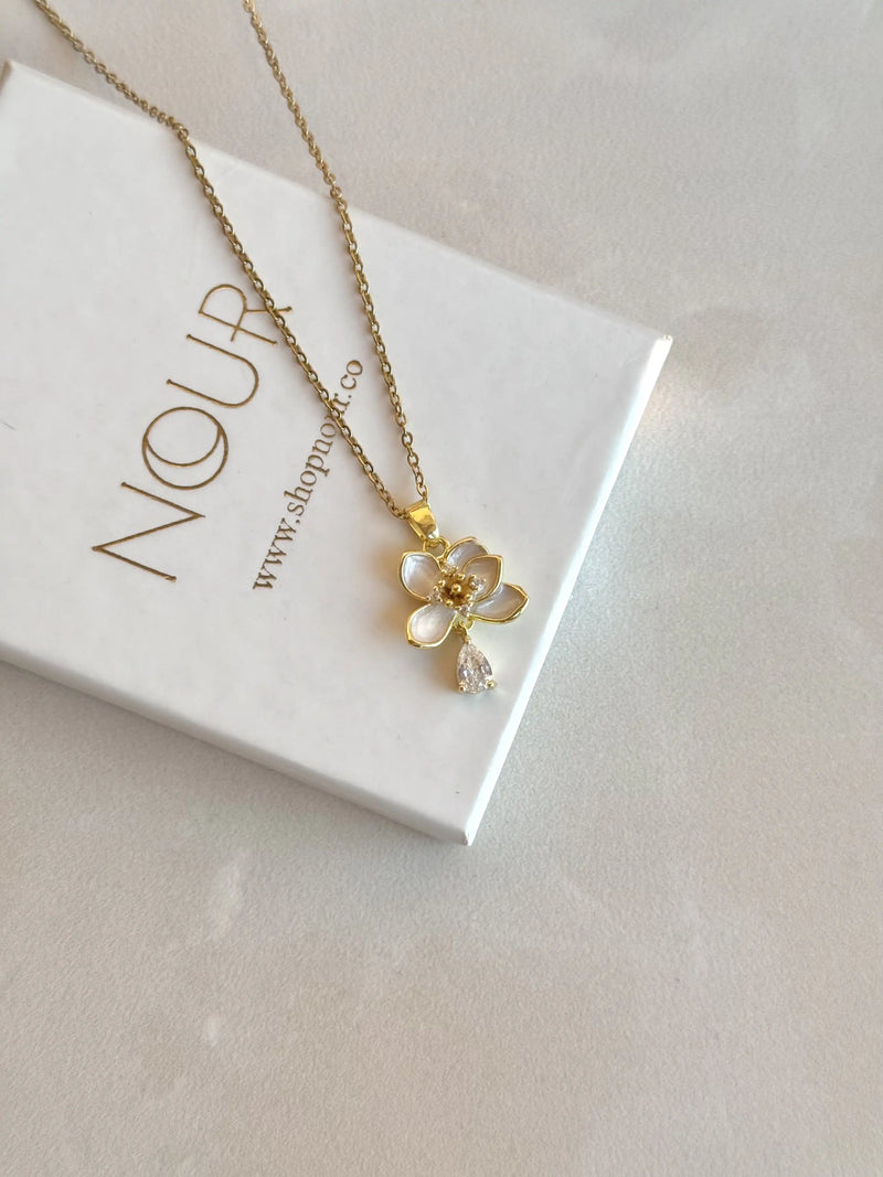 Stone-studded Lotus Necklace