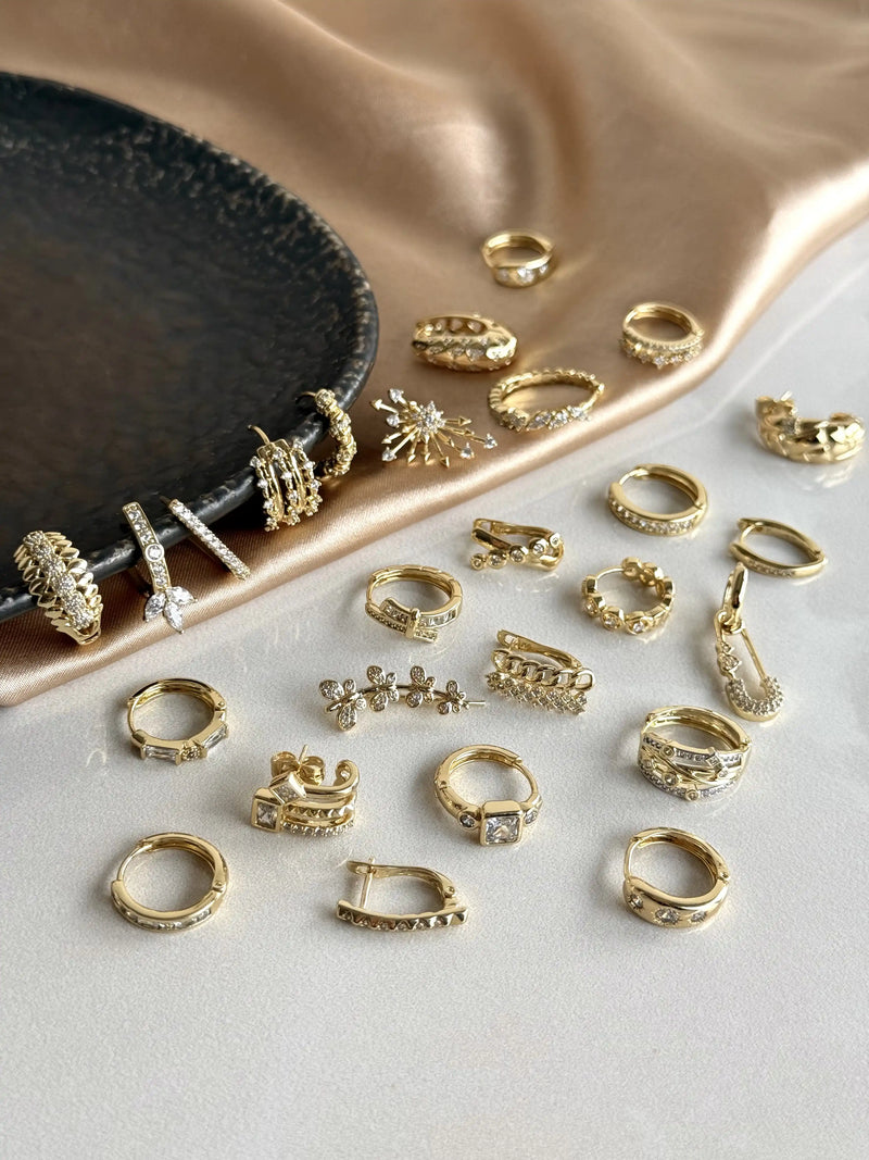 Triangle Stone Earrings 14K Series