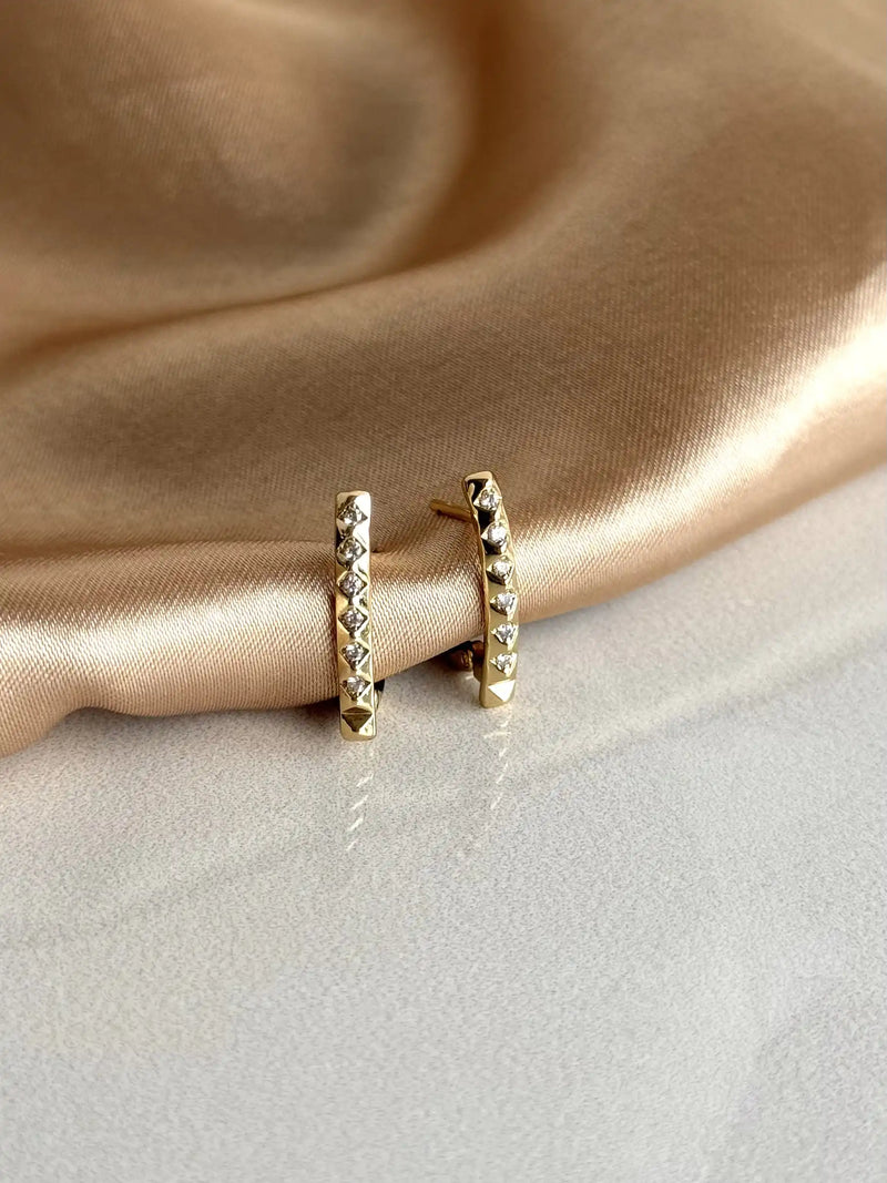 Triangle Stone Earrings 14K Series