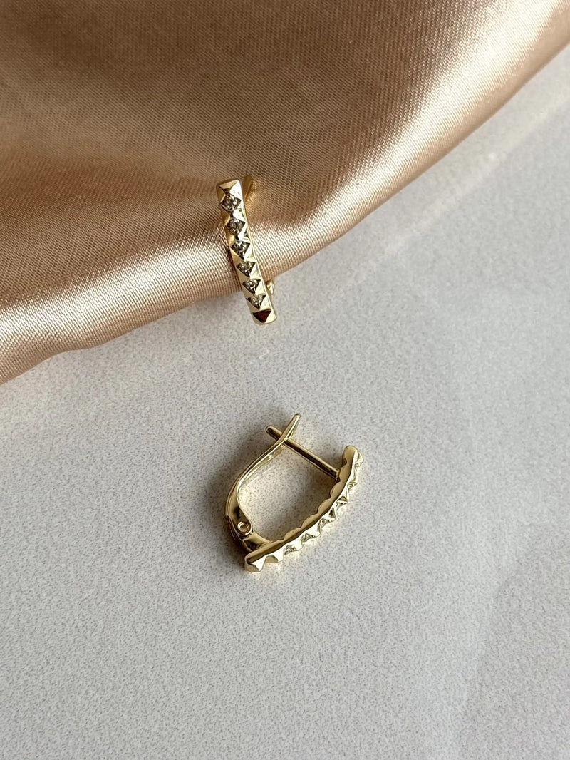 Triangle Stone Earrings 14K Series