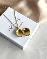 Lilac Stone Medallion Necklace - thumbnail 5