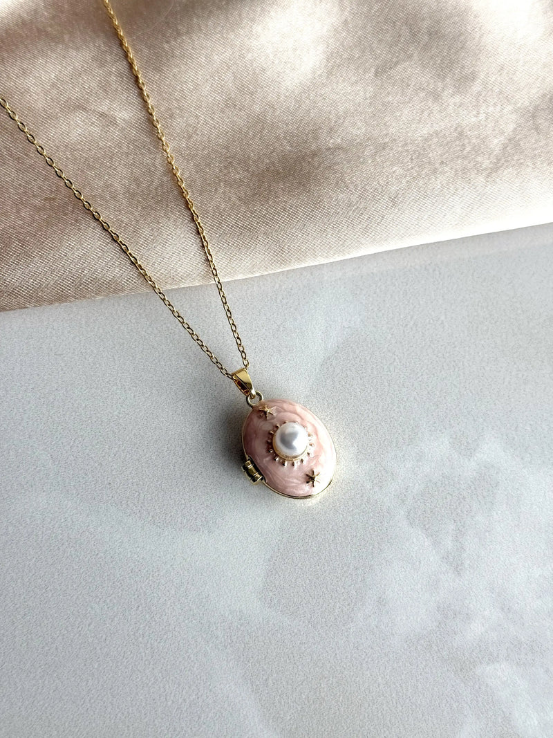 Pink Pearl Sun Medallion Necklace