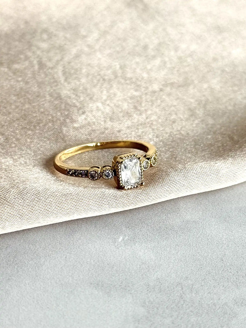 Princess Baguette Ring 14K Series