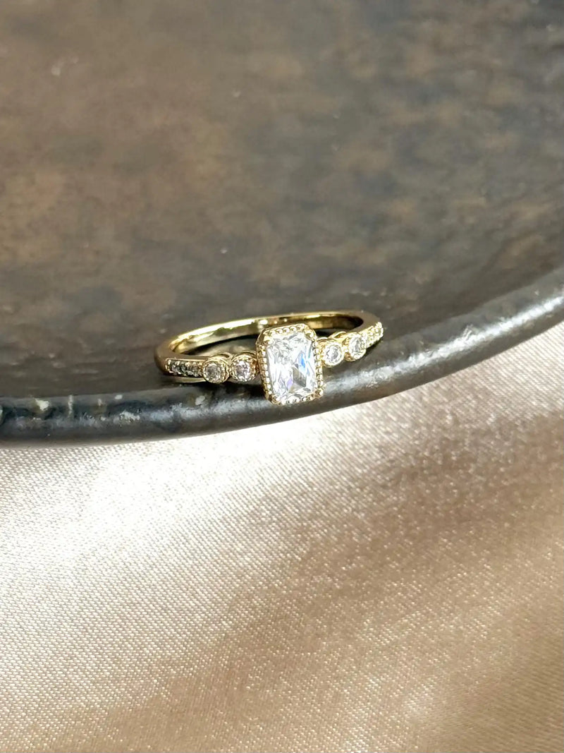 Princess Baguette Ring 14K Series