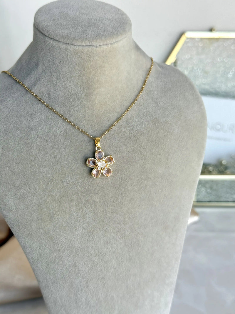 Mini Daisy Necklace - Bella Collection