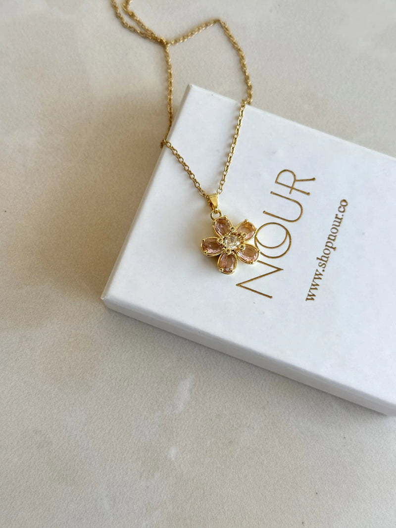Mini Daisy Necklace - Bella Collection