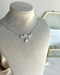 Silver-Tone Flower Necklace - Bella Collection - thumbnail 3