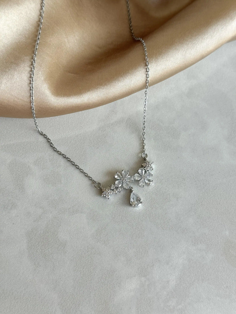 Silver-Tone Flower Necklace - Bella Collection