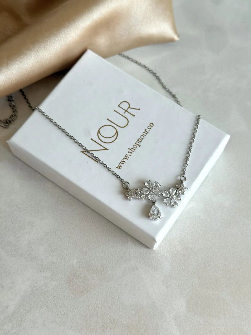Silver-Tone Flower Necklace - Bella Collection