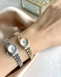 Round Vintage Clock - thumbnail 3