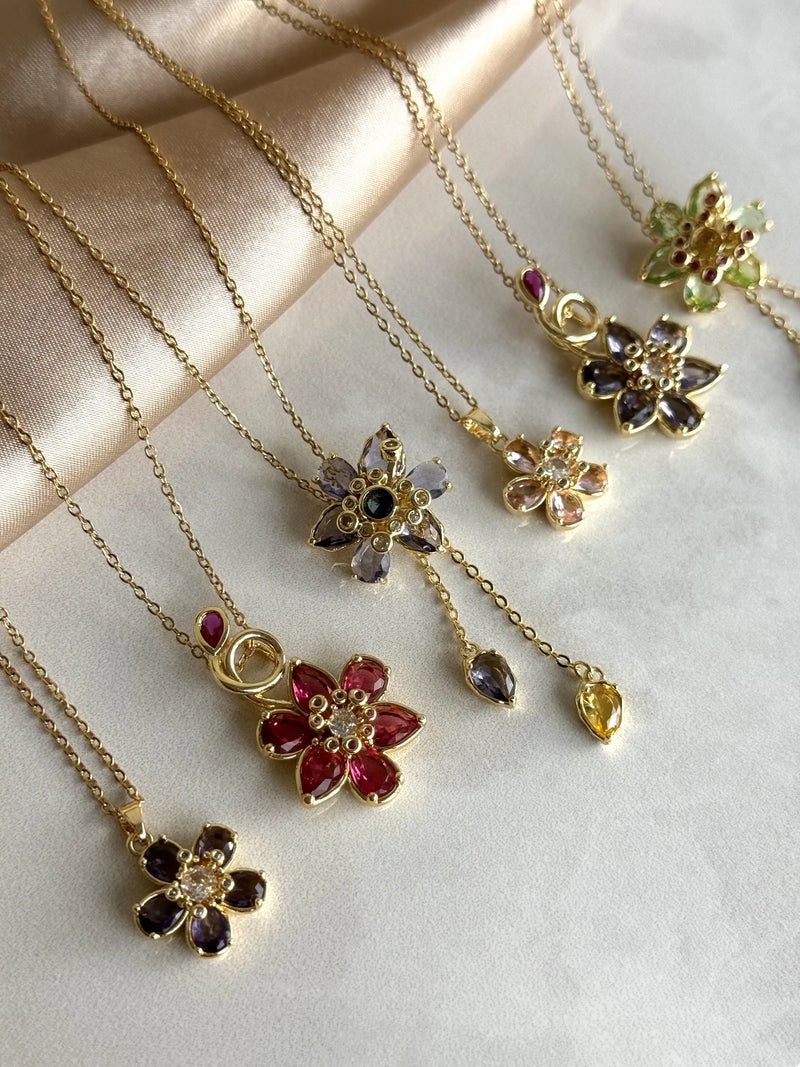 Daisy Authentic Necklace
