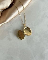 Pink Daffodil Locket - thumbnail 4