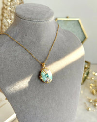 Aqua Green Stone Medallion - thumbnail 2