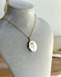 Lily Medallion - thumbnail 2