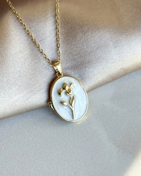 Lily Medallion - thumbnail 3