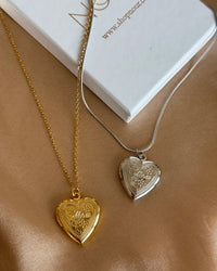 Mom Locket Necklace - thumbnail 3
