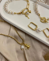 Bee Pearl Necklace - thumbnail 5