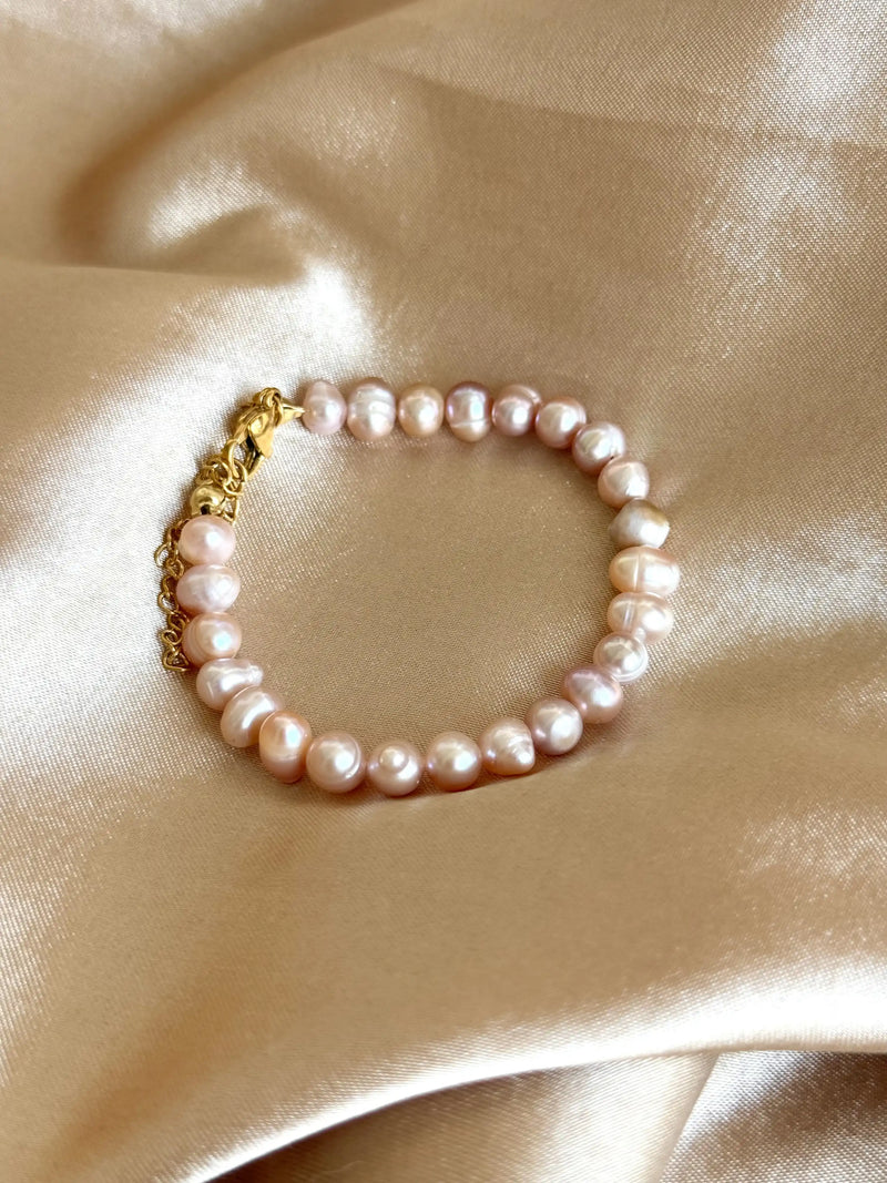 Minimal Pink Pearl Bracelet