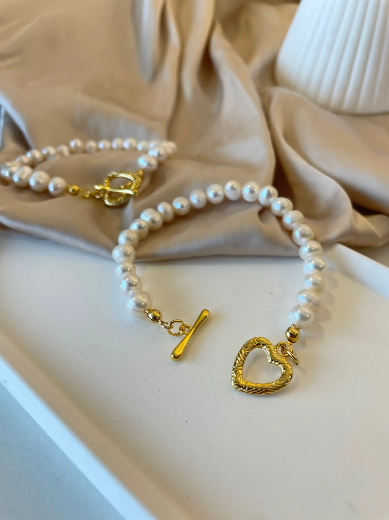 Heart-shaped Pearl Bracelet