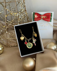 Clover Pinecone Christmas Necklace - thumbnail 4